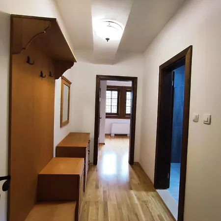 Guest Mansion, гостински палат