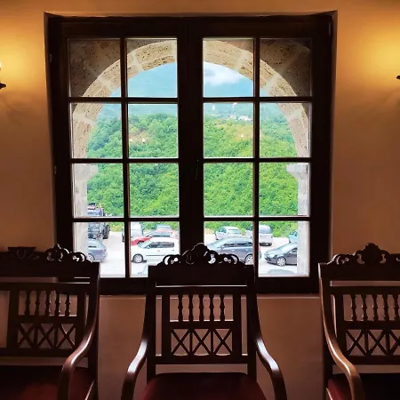 Guest Mansion, гостински палат * Rostusa
