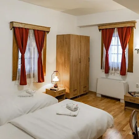 Guest Mansion, гостински палат Aparthotel Rostusa